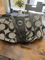 【使用品】COACH　シグネチャー柄　２WAY　バック