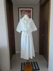 新品) 白ジャケットスカートセット