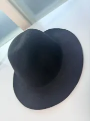 ブラック 中折れ帽 スタイル 帽子