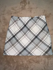 H&M ヘリンボーン チェック ニット スカート
