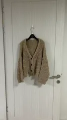 ルーズフィットカーディガン