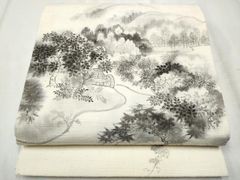 素敵な装い！西陣名古屋帯 綿芯仕立付 「鳥獣人物戯画」クリーム