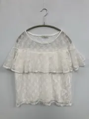 earth music&ecology アースミュージックアンドエコロジー Tシャツ/カットソー F ホワイト 花柄・ボタニカル柄 レース フリル ショート丈 半袖 クルーネック(丸首)