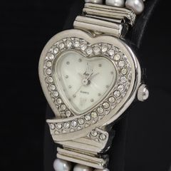 アビステ】ハート♡クリスタル ブレスレットウォッチ - メルカリ