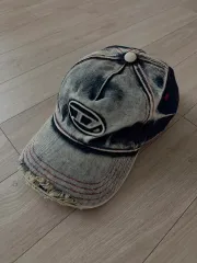 DIESEL C-セイモン トリ—テッド デニム ベースボールキャップ ブルー 白 帽子 02