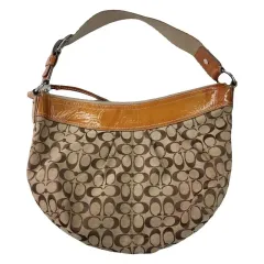 COACH ソーホー プリーツ シグネチャー ショルダーバッグ