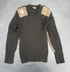 Alexander McQueen ハーネス柄 Vネックセーター - メルカリ