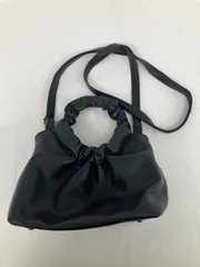 ショルダーバッグ ブラック