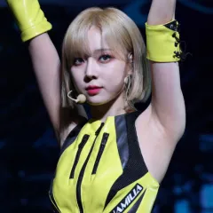 2026年最新】aespa_ウィンターの人気アイテム - メルカリ