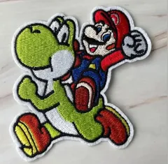 2. ヨッシー　マリオ　ワッペン　アップリケ　大きめ