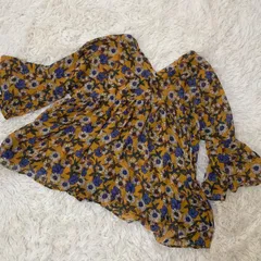 花柄ギャザーブラウス Vネック フレアスリープ フラワー  サイズM