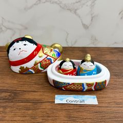 九谷焼】横座り 招き猫 黒盛 花と蝶 5.5号 縁起物 置物 右手 金運