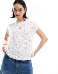 Item thumbnail for item 9d47d509-e43a-4ceb-8169-838b01b60813