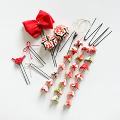 〔568〕髪飾り　卒業式　七五三　藤下がりのヘアピン付き　赤　ヘッドドレス　リボン　ヘアアクセサリー