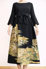 着物リメイク ワンピース黒留袖 正絹 花車