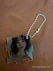 2026年最新】QWER チョダンの人気アイテム - メルカリ