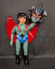 美品 メディコム トイ デビルマン レトロデザイン版 マスク取れ ソフビ