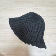 ブラック ニット バケットハット（新品）