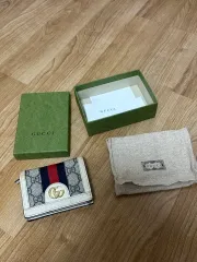 グッチ 白 GG オフィディア カード 二つ折り財布