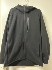 UNIQLO XL ブラック フードジップアップ