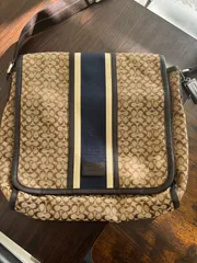 【美品】COACH　シグネチャー柄　ショルダーバック