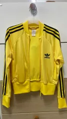 アディダス ファイヤーバード 黄色 クロップド ジャージ