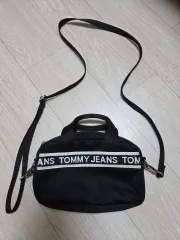 トミーヒルフィガー ミニバック