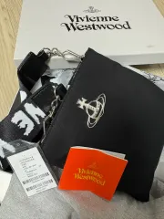 2026年最新】ヴィヴィアン チェックバッグの人気アイテム - メルカリ