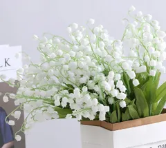 造花 siawadeky 花束 スズラン 16束32本 フラワリーすずらんブーケ シルクフラワー 鈴蘭 インテリア装飾 ウエディングブーケ 初夏 枯れない花 アートフラワー 結婚式 撮影道具 人工花 ギフト お祝い 花束