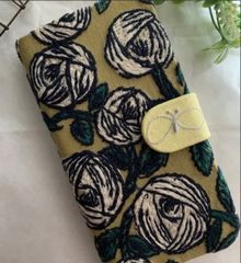 受注】刺繍1 rosy カーキ 本革ギャルソン長財布 ミナペルホネン - メルカリ