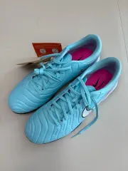 ナイキ サッカーシューズ ティエンポ レジェンド 10 アカデミー 270 サッカーシューズ 新品