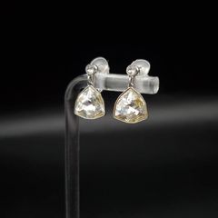 Silver925◇宝石質 リビアングラス 10x10mm ハート ピアス - メルカリ