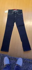 GUESS デニムパンツ 新品