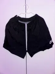 ナイキ ナイロン ハーフパンツ