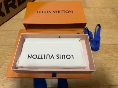 Louis Vuitton M61697 モノグラム エクリプス ジッピー・ウォレット フルセット ほぼ新品