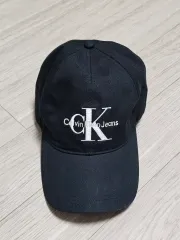 カルバン・クライン ブラック ベースボールキャップ 帽子