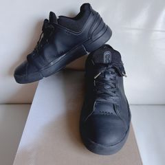 正規品極美品asicsアシックスGEL NIMBUSブラックランニングスニーカー 