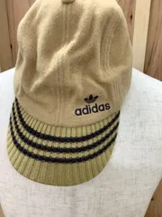 アディダス　ストライプキャップ　ベージュ