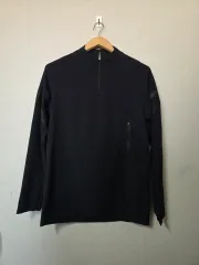 ナイキ ブラック ストレッチ素材 機能性 ハーフジップアップ 長袖Tシャツ サイズ 100 夏