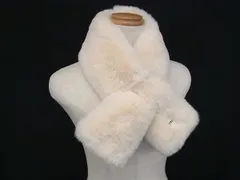 ■極美品■ FURLA フルラ ファー マフラー ストール 防寒具 レディース アイボリー系 DL5386