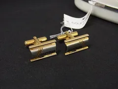 ■美品■ courreges クレージュ カフスボタン カフリンクス アクセサリー ビジネス 紳士 メンズ シルバー系×ゴールド系 DL7352のサムネイル
