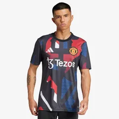 【送料無料・匿名配送】adidas アディダス マンチェスターユナイテッド 24/25 プレマッチ シャツ Tシャツ トレーニングウェア 練習着 黒（ブラック）マルチカラー 新品 正規品 並行輸入 日本未発売