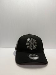 NEW ERAⓇ ポーチキーホルダー SMAAAASH!! MOTHER2 ネス - メルカリ