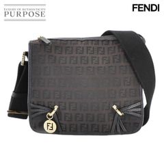 FENDI フェンディ バッグ ショルダー 斜め掛け ズッキーノ ブラック