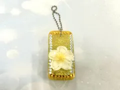 ハンドメイド    レジン製キーホルダー