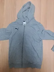 プーマ グレー フードジップアップ