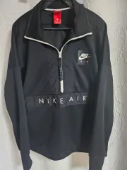 今週中に在庫整理 NIKE エア ハーフジップアップ ブラック