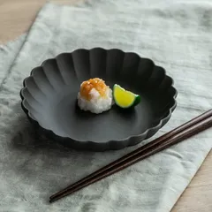 ボウル 15cm フローレ 花 輪花 陶器 食器 日本製 （ 食洗機対応 電子レンジ対応 皿 小鉢 小皿 デザート デザートプレート お皿 取り皿 深皿 洋食器 輪花皿 おしゃれ ）)