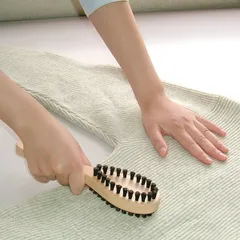 毛玉取り ブラシ 毛玉おとしＷ （ 毛玉取りブラシ けだまとり 毛玉とり 洋服ブラシ 毛玉 ニット 衣類 お手入れ シンプル 豚毛 猪毛 お掃除ブラシ付き ）)