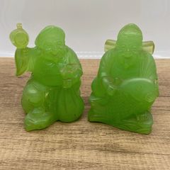 翡翠製 緑色 仏像 2体 専用ケース付き - メルカリ